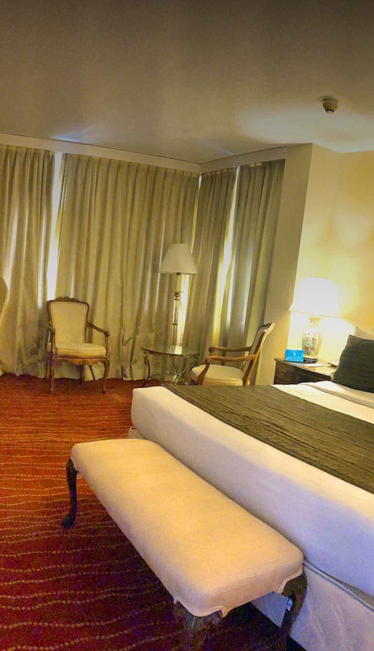 Galadari-Hotel-Accomodation-Colombo-Executive-Presidential-Suite-IMG-0166