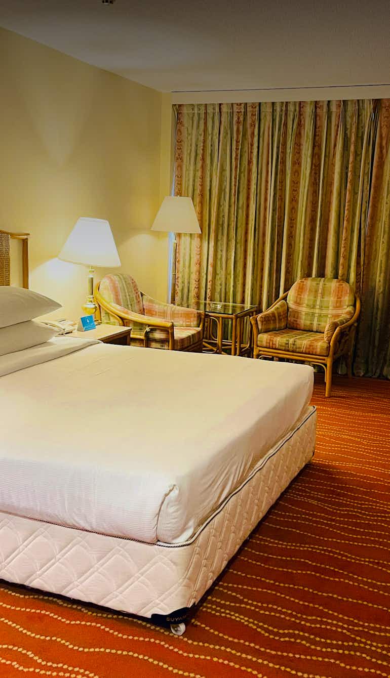 Galadari-Hotel-Rooms-And-Suites-accomodation-colombo-Executive-Suite-Thumbnail-Image