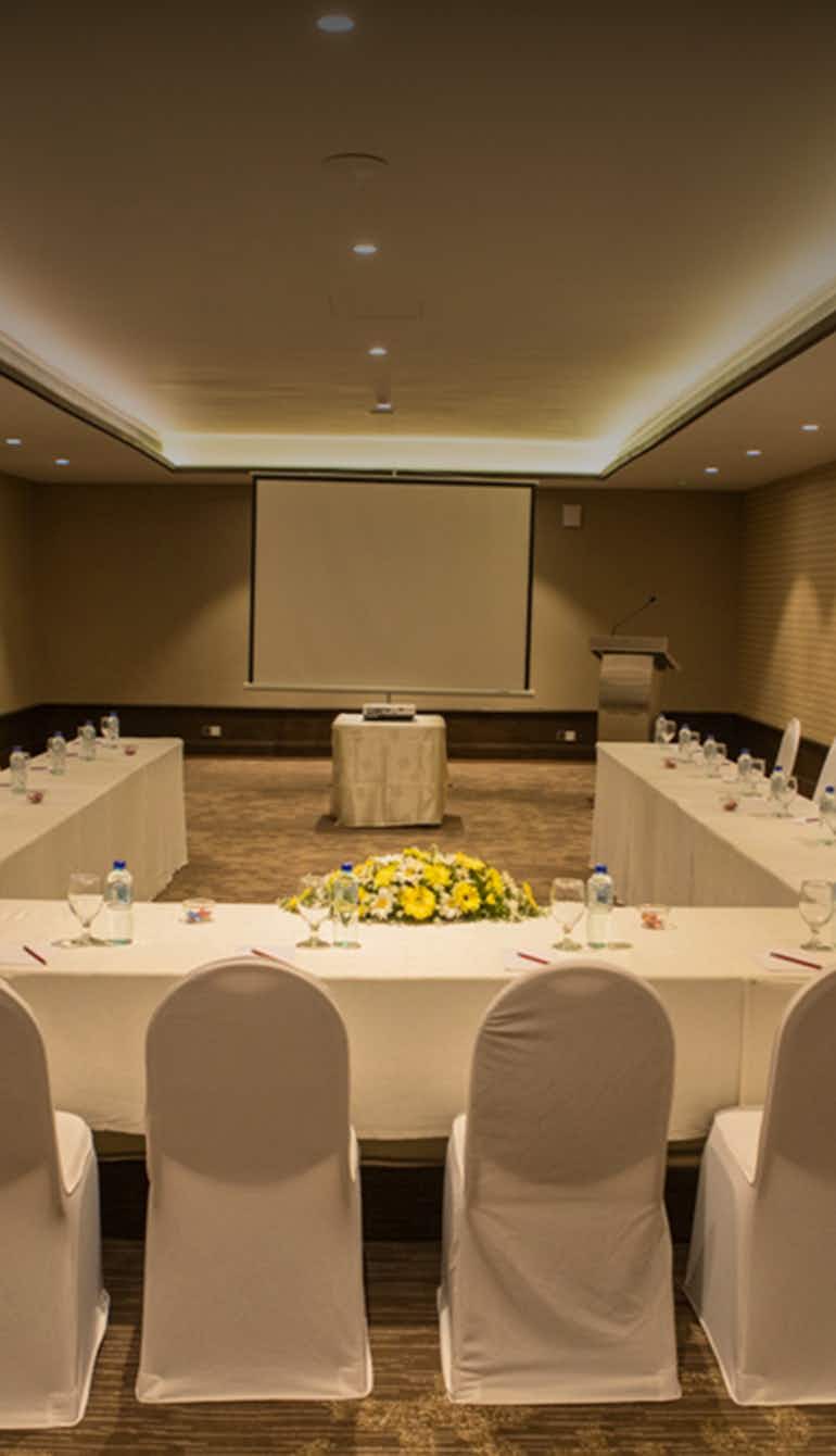 Galadari-hotel-Meetings-Conferences-Orchid-11